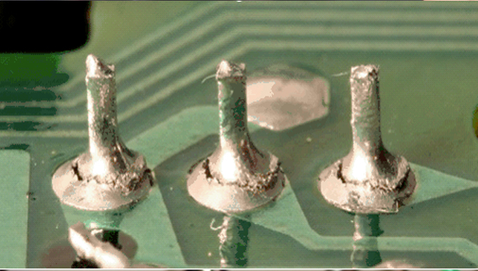 Causes of Stirring Cold Solder Joint 